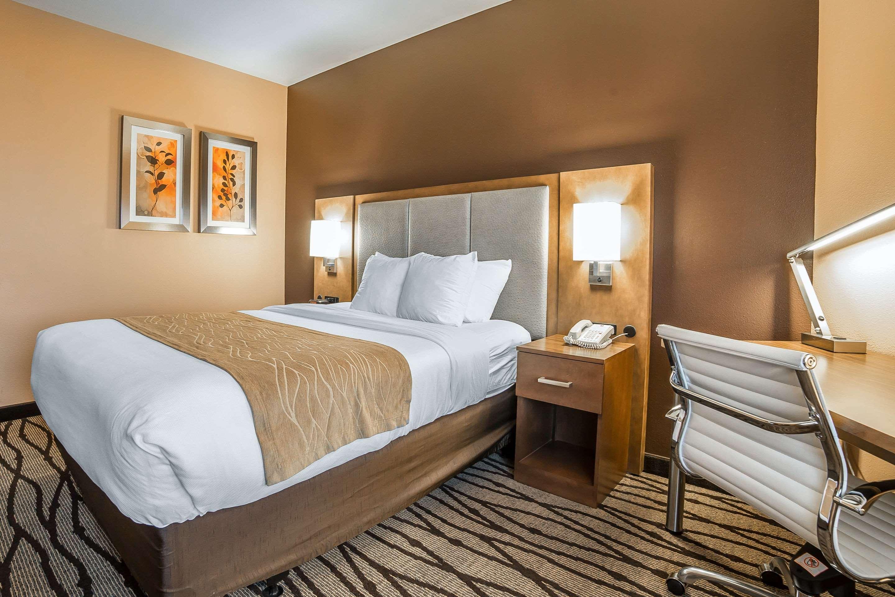 Comfort Inn & Suites Market - Airport Great Falls Extérieur photo