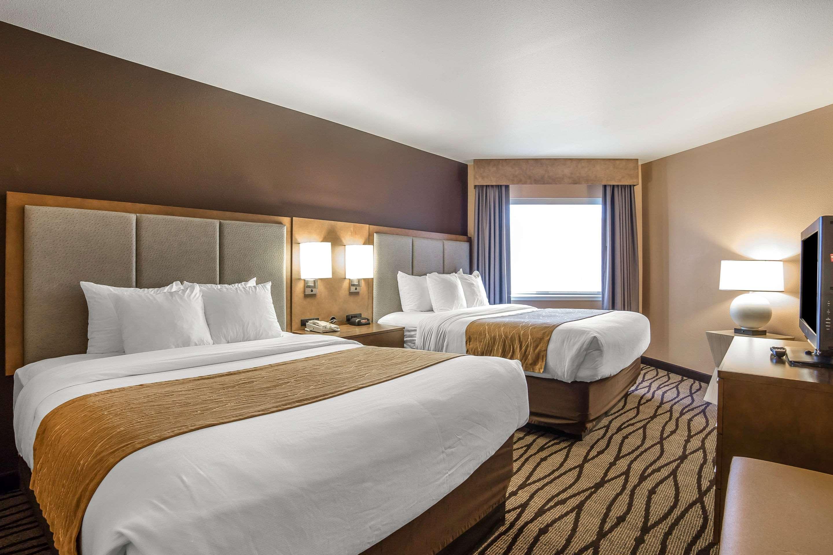 Comfort Inn & Suites Market - Airport Great Falls Extérieur photo